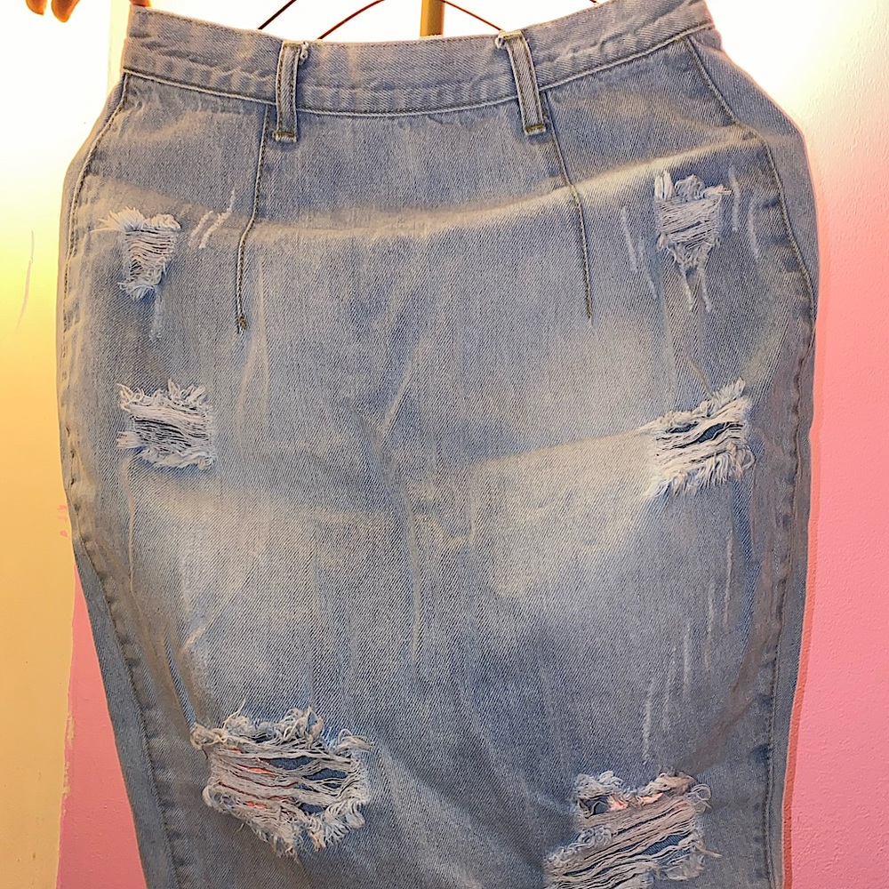 Distressed denim skirt